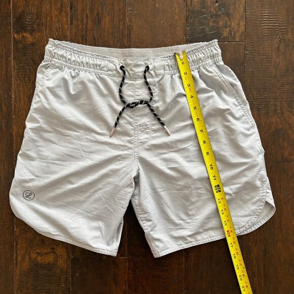 Legends Luka Shorts Mens Medium Light Gray Athletic Running Gym Workout - Picture 3 of 8